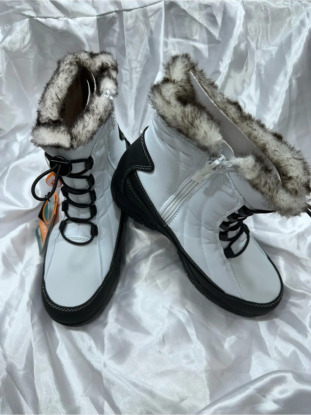 Aporto Eco System White Thermal Women's Winter Faux-Fur Lined Boots sz 8W